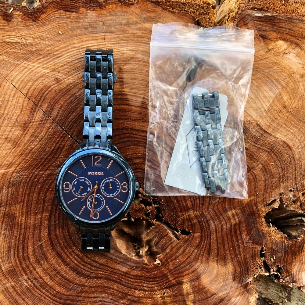 Navy blue and rose Fossil watch